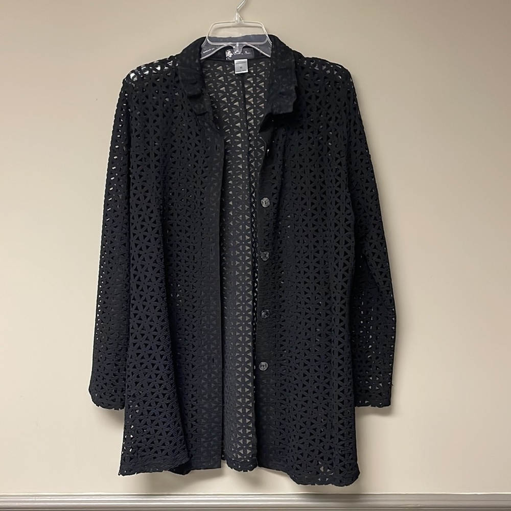 Damee Inc Cut Out Button Down